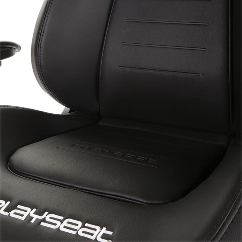 Playseat® L33T Black | 株式会社マイルストーン
